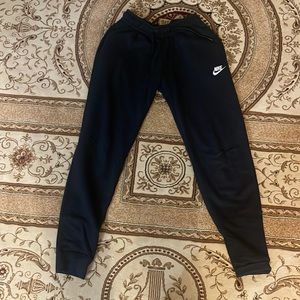 Nike women’s sweatpants